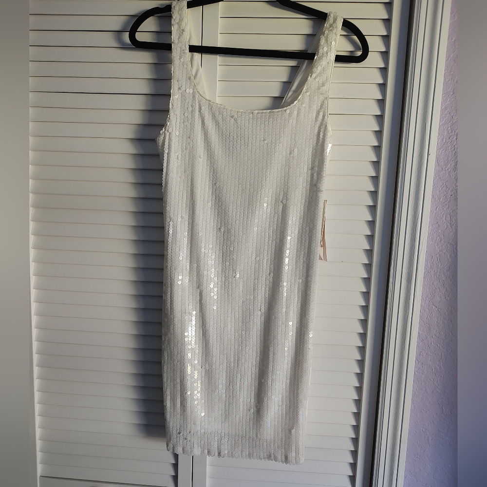 Aqua X Bloomingdales White Sequin Minidress - Picture 6 of 9